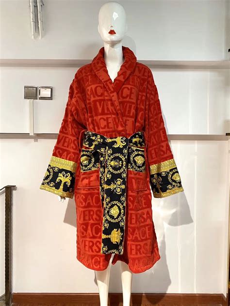 versace robe 1 1|Versace knockoff robe.